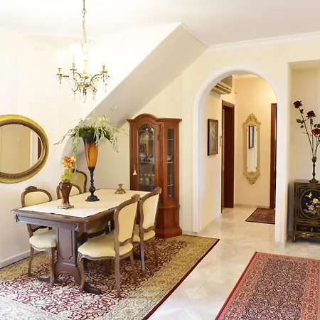 شقة Palio PalaiónTsiflíkion